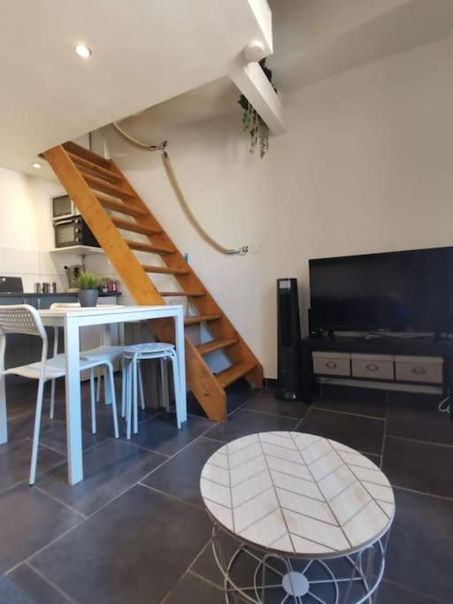 Esprit Du Sud - Appartement Cosy Proche Centre - Toulon Kültér fotó